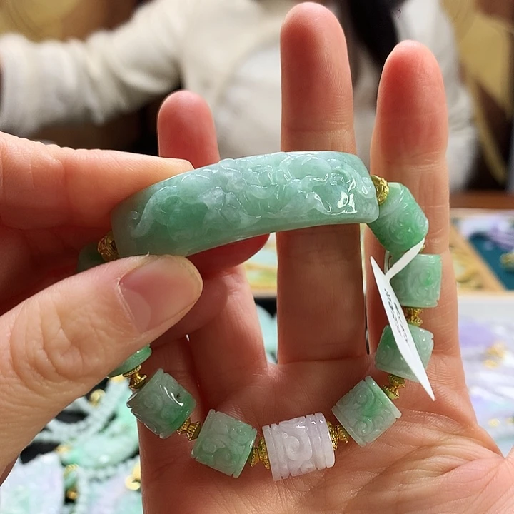 翡翠手链未镶嵌手串