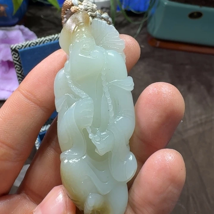 未镶嵌和田玉（糖玉）挂件
