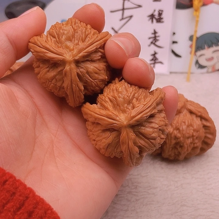 吊坠文玩核桃。****。三棱