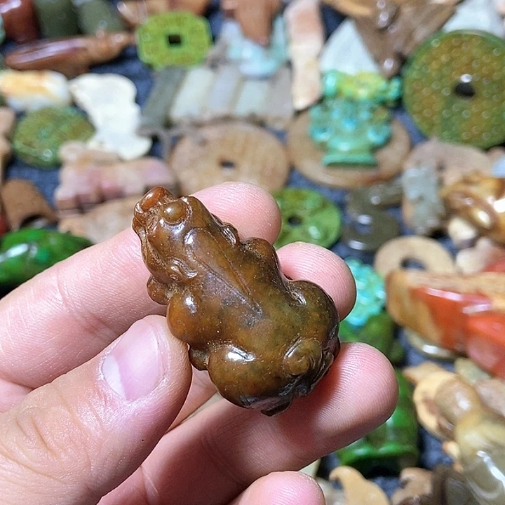 和田玉未镶嵌颈饰28