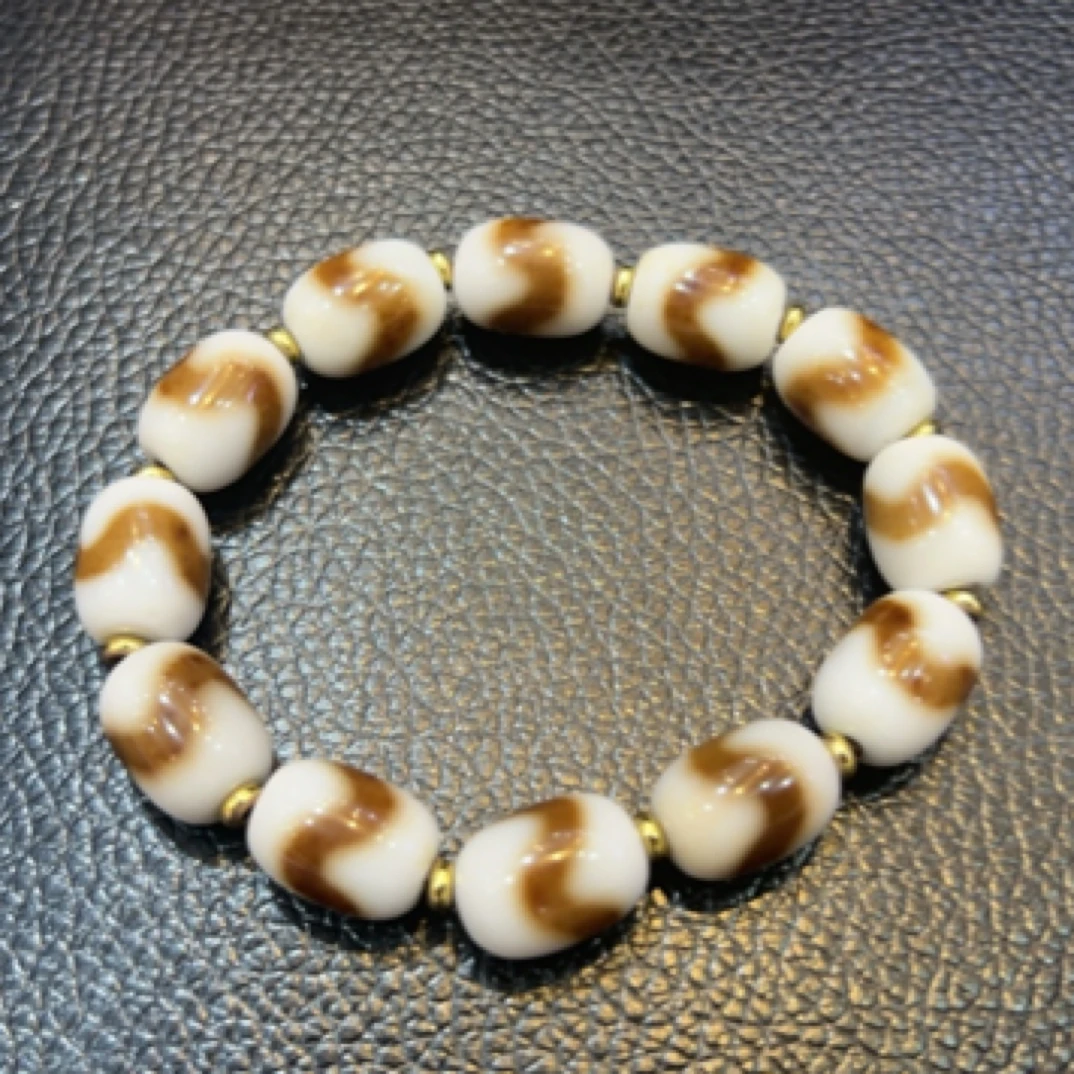 虎牙手工珠手串玛瑙材质