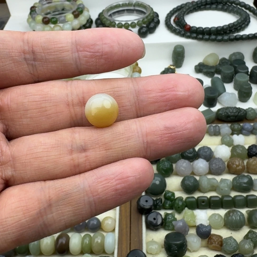 傻****和田玉未镶嵌珠宝半成品和田玉半糖半肉聚宝盆圆珠12㎜