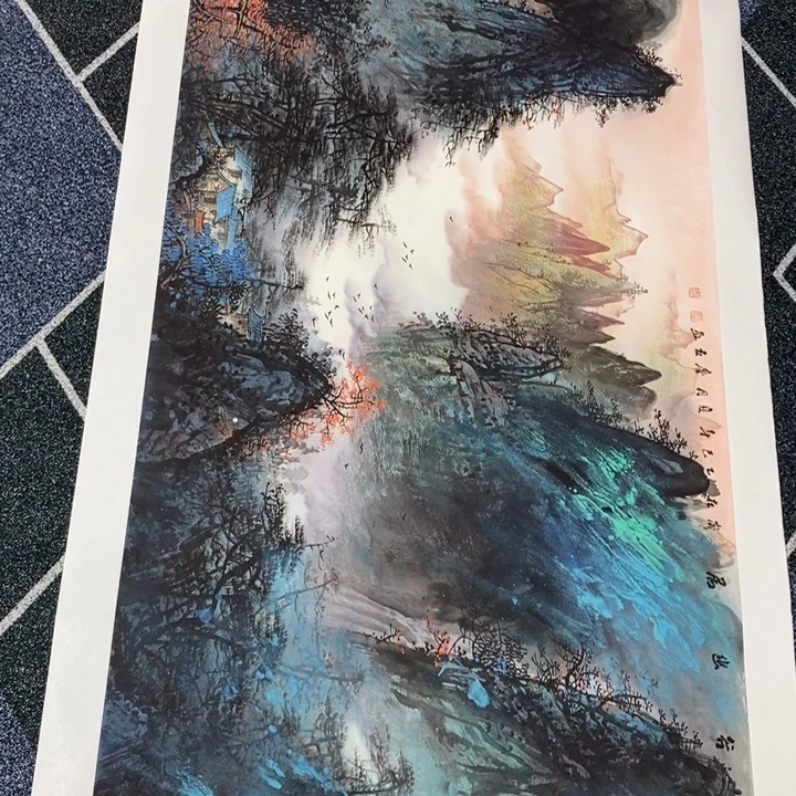 手绘作品等多种形式进行