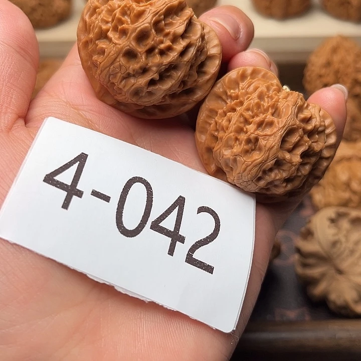 核桃40宫灯核桃4042