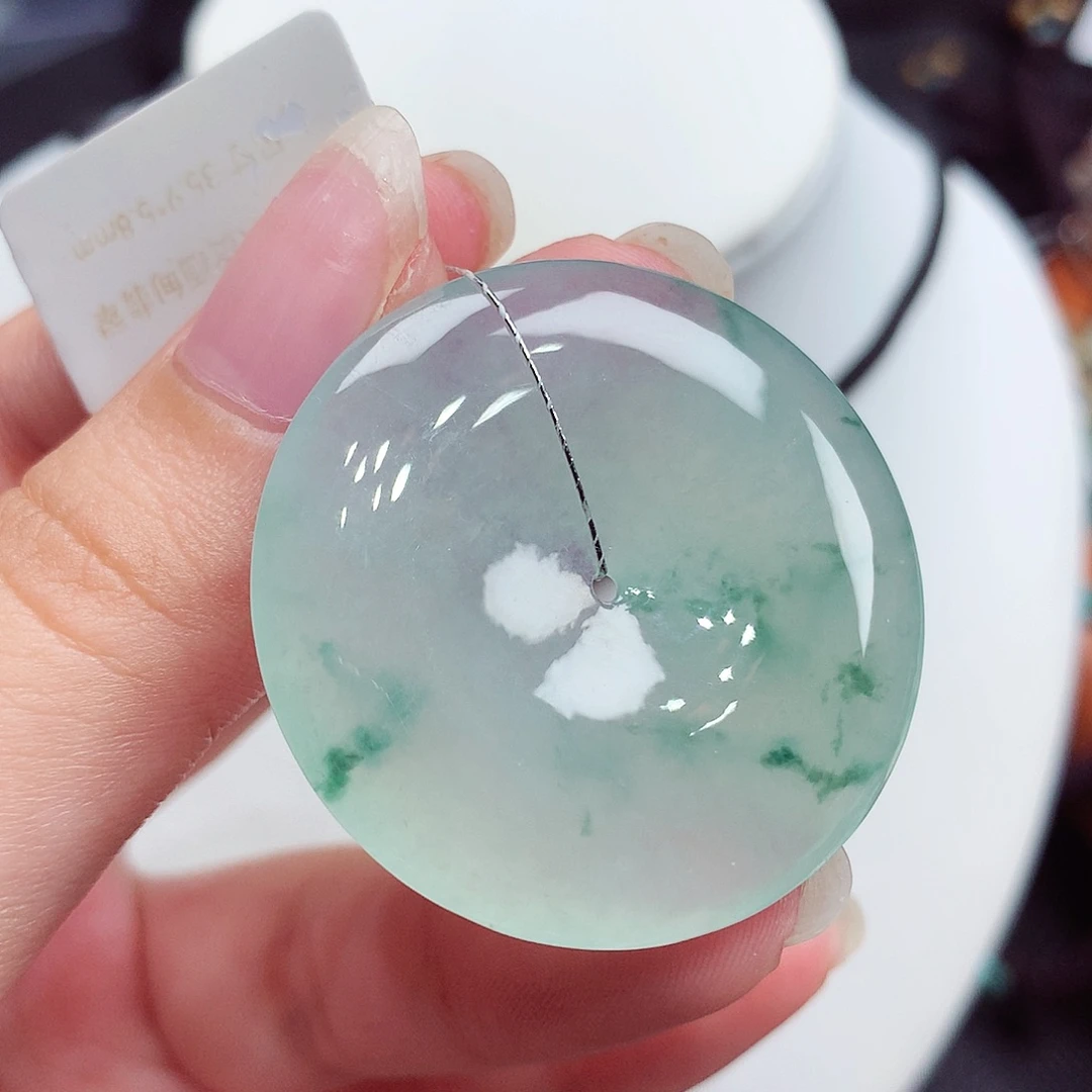 翡翠未镶嵌颈饰翡翠65，35.9/5.8