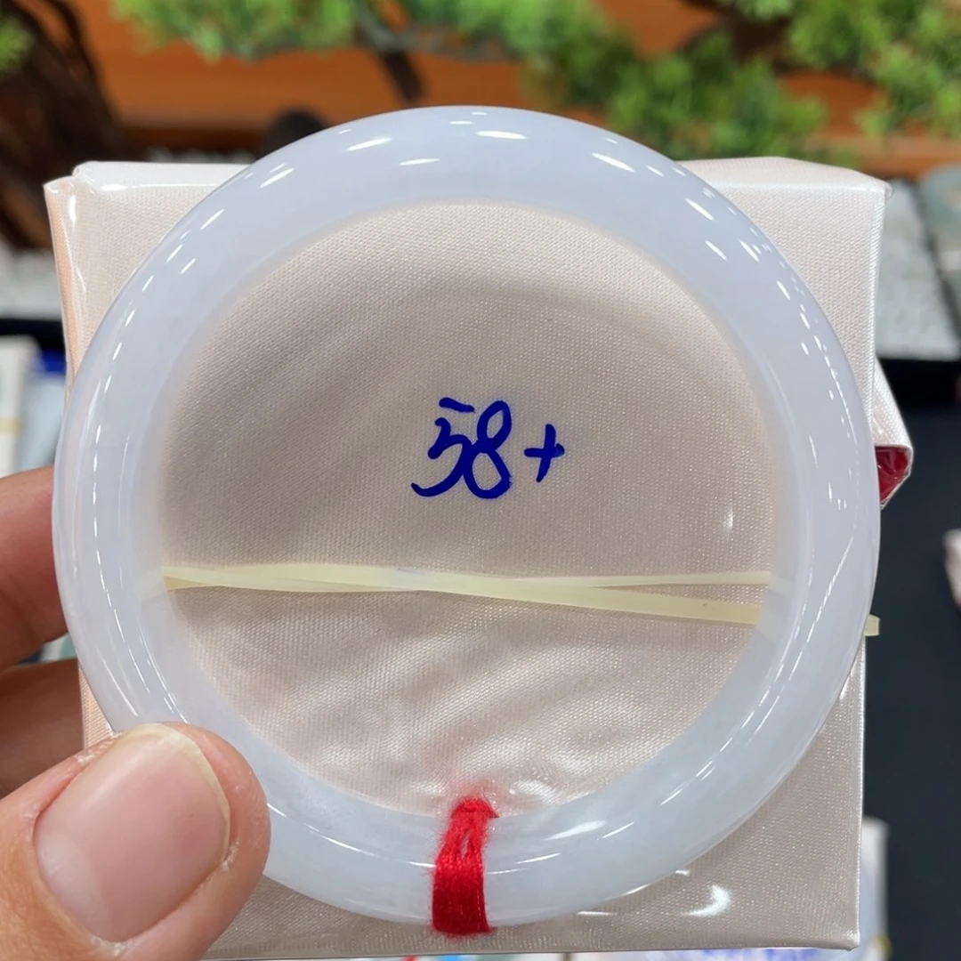 未镶嵌手镯翡翠翡翠