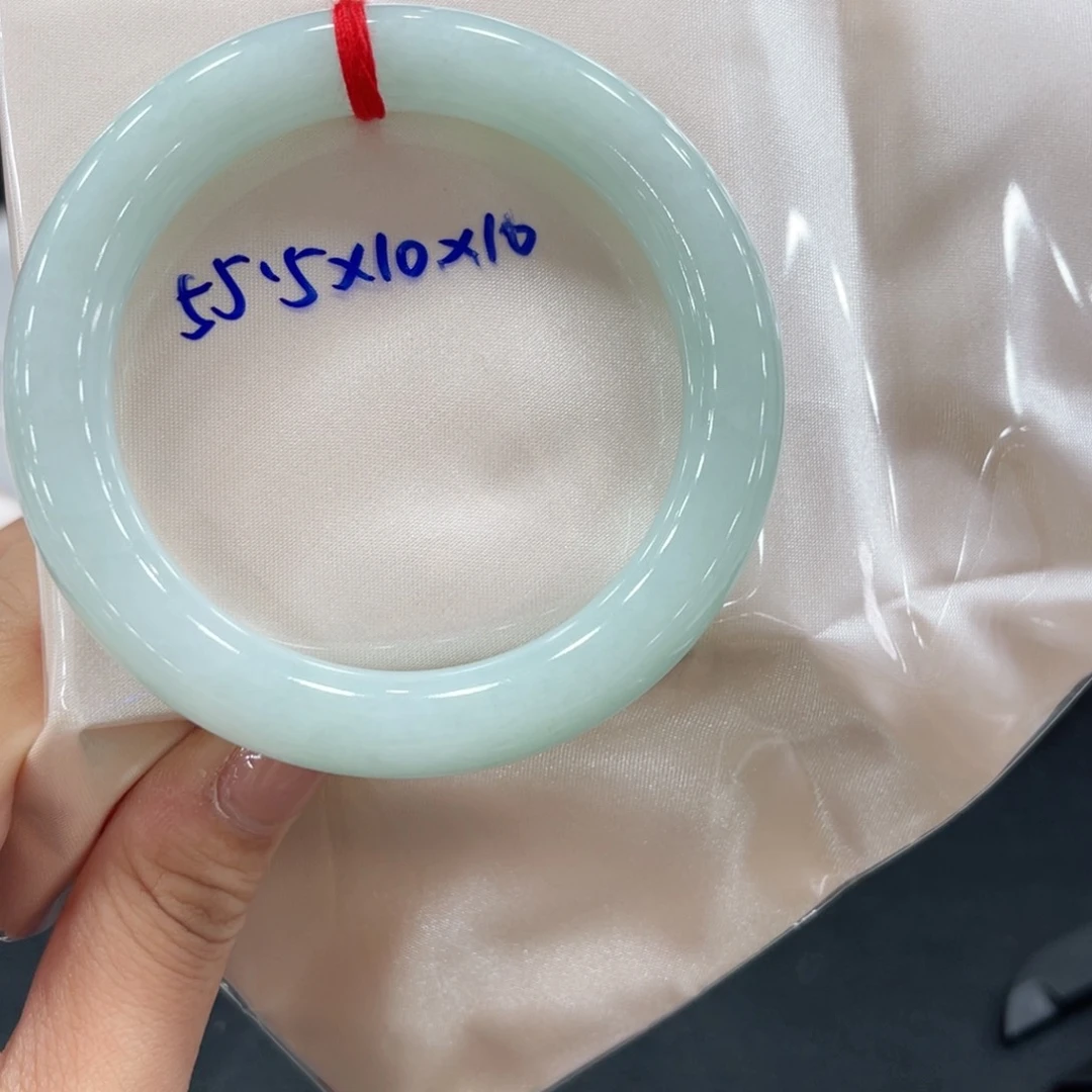 未镶嵌手镯翡翠翡翠