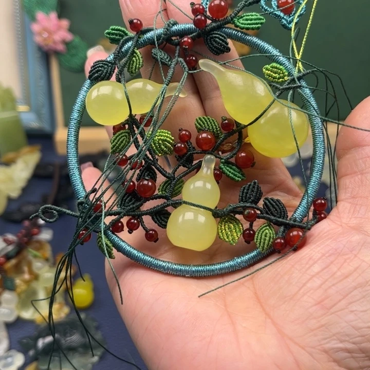 蛇纹石玉吊坠合金罗*