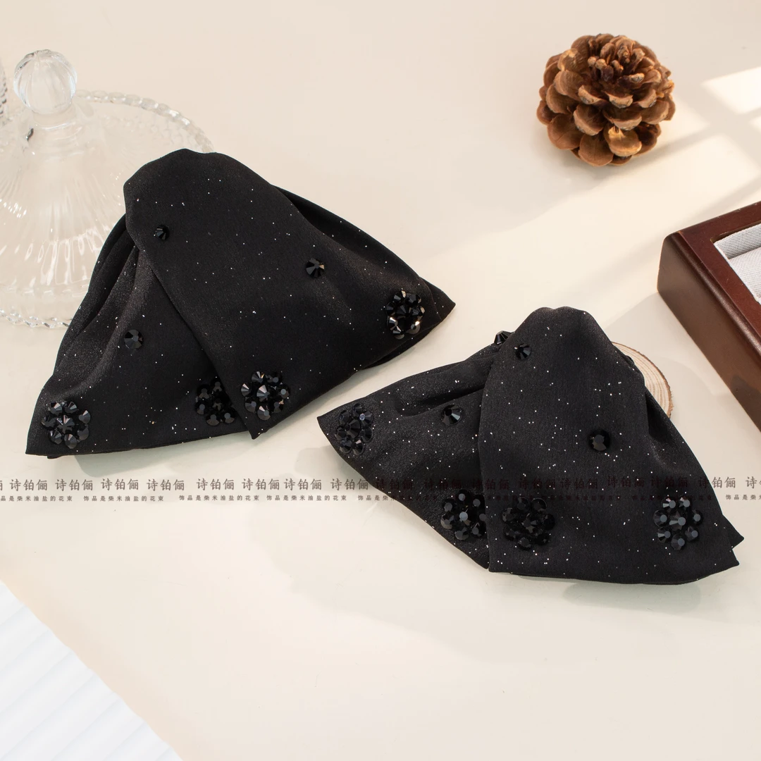 SG413【路易斯】法式复古缎面颗粒钻抓夹