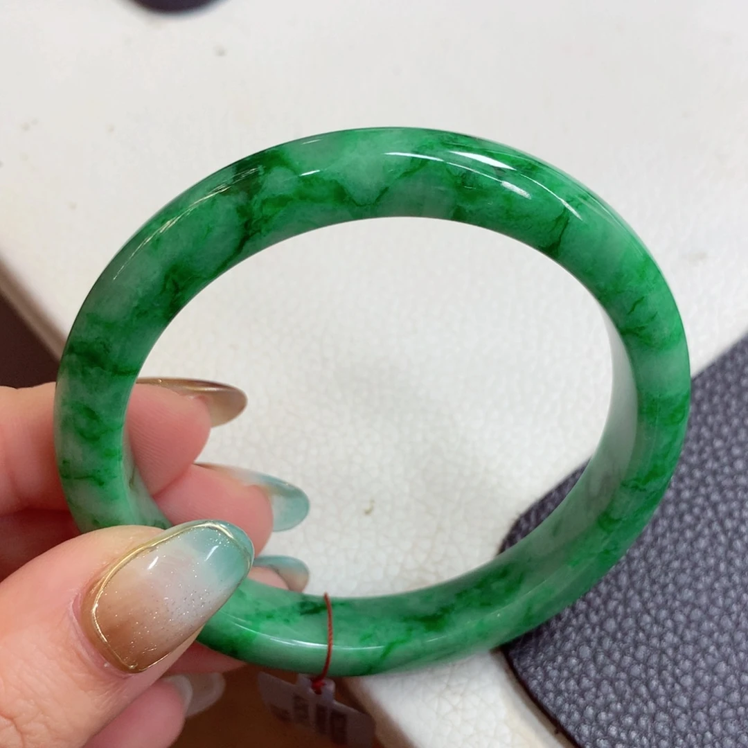 未镶嵌手镯翡翠缅甸