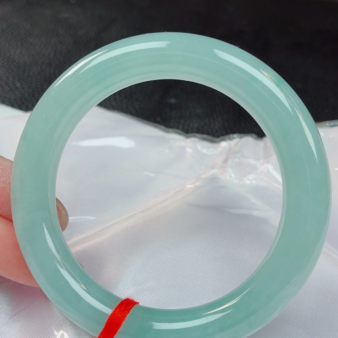 翡翠未镶嵌手镯57