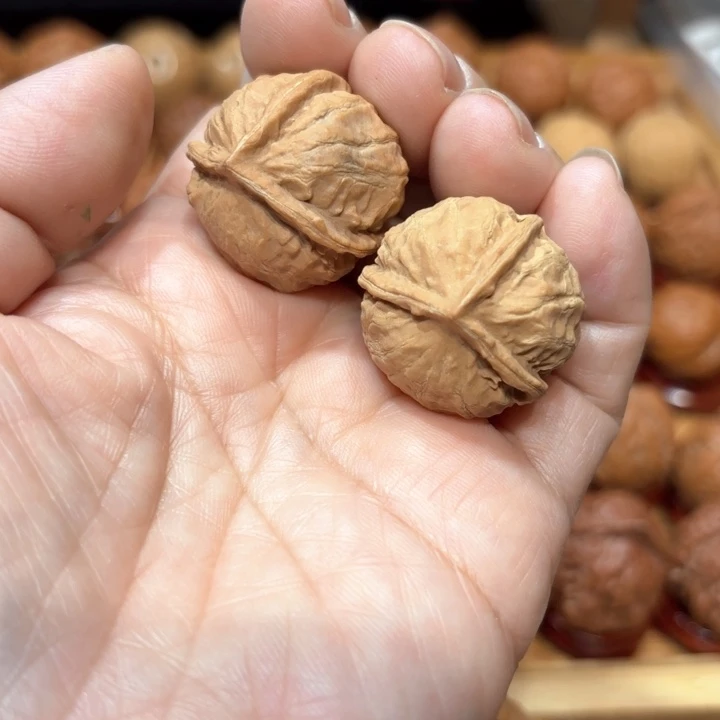 文玩核桃吊坠云朵407