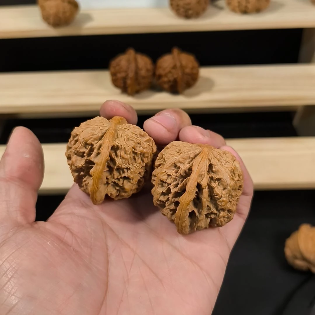 文玩核桃吊坠46将军膀