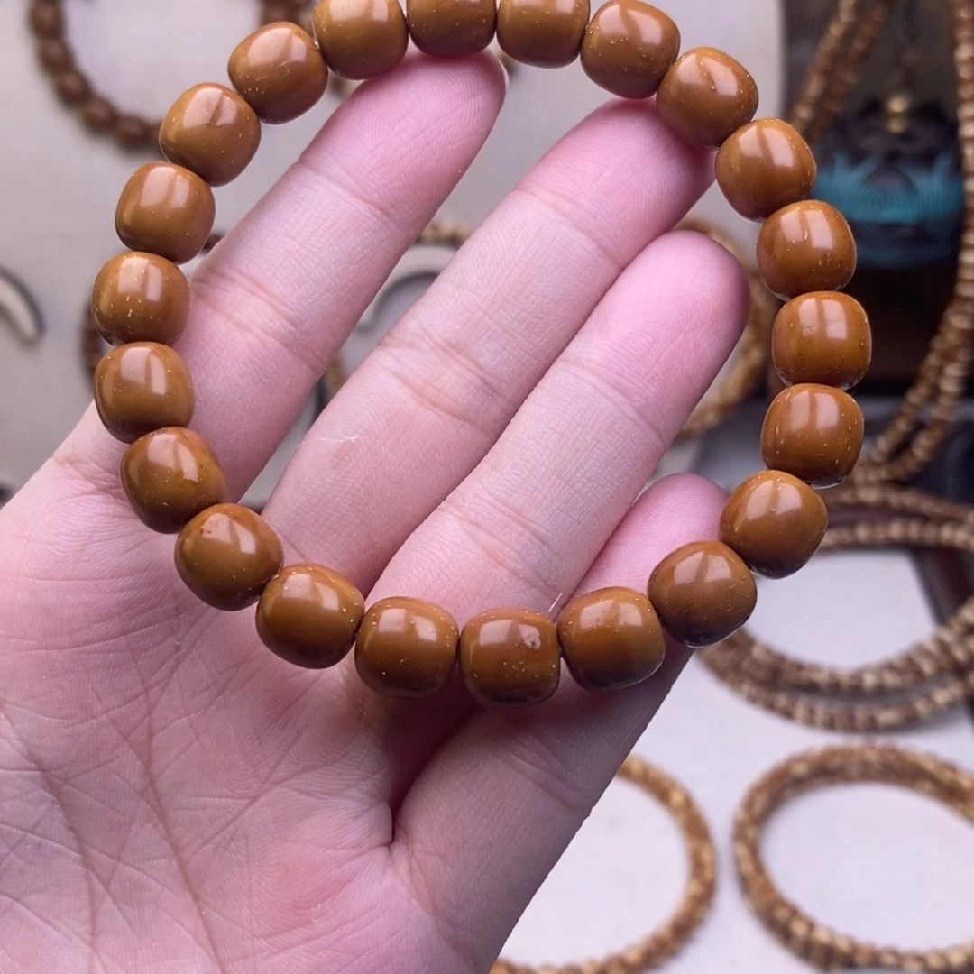紫金鼠手串?****鯳精工实心黄金甲卡9.7