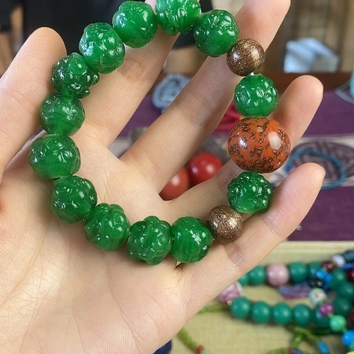 颈饰琉璃369660879000990