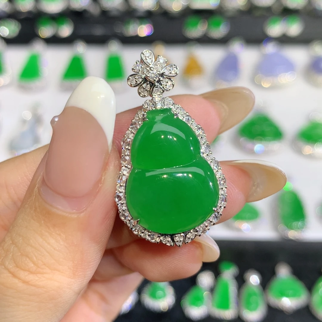 翡翠18K金镶嵌吊坠(不含链)