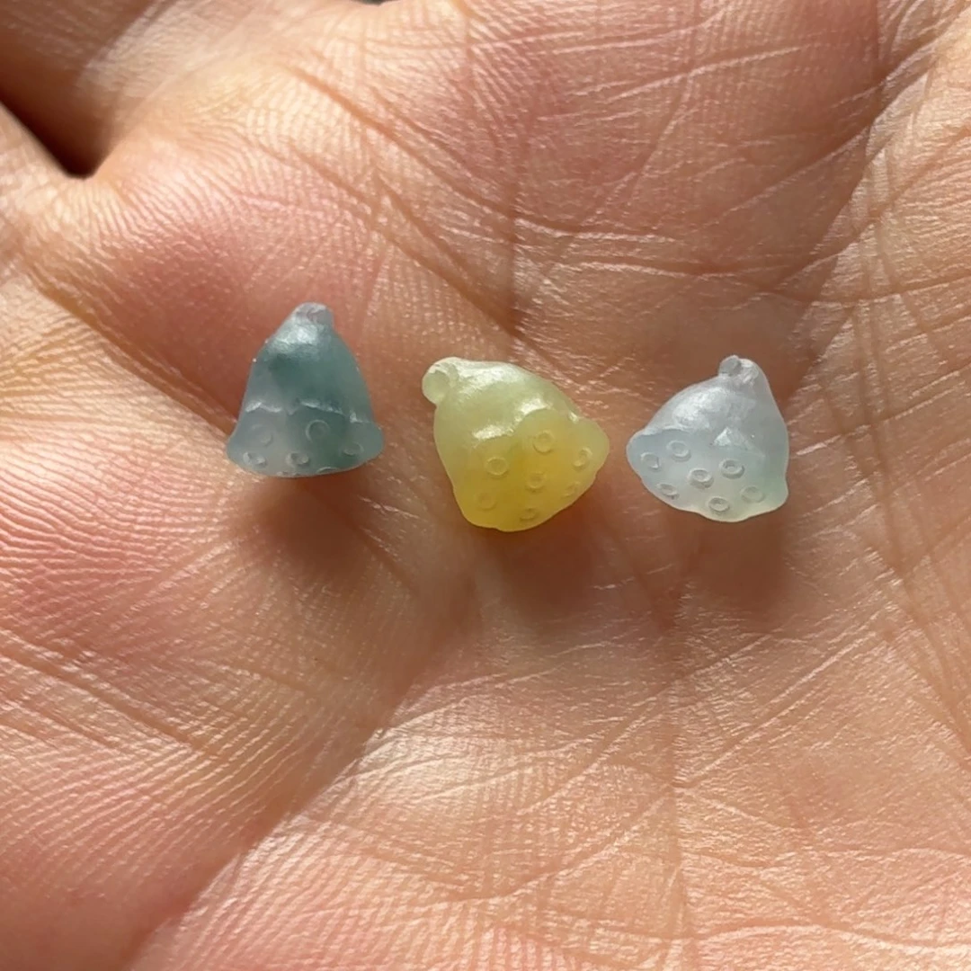 定制翡翠未镶嵌莲花