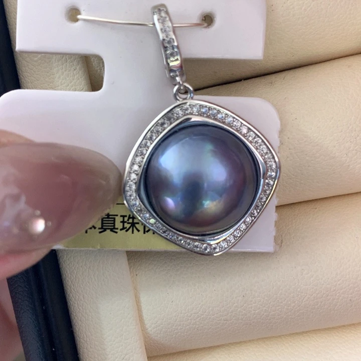 未镶嵌颈饰拼合珍珠（马贝珠）