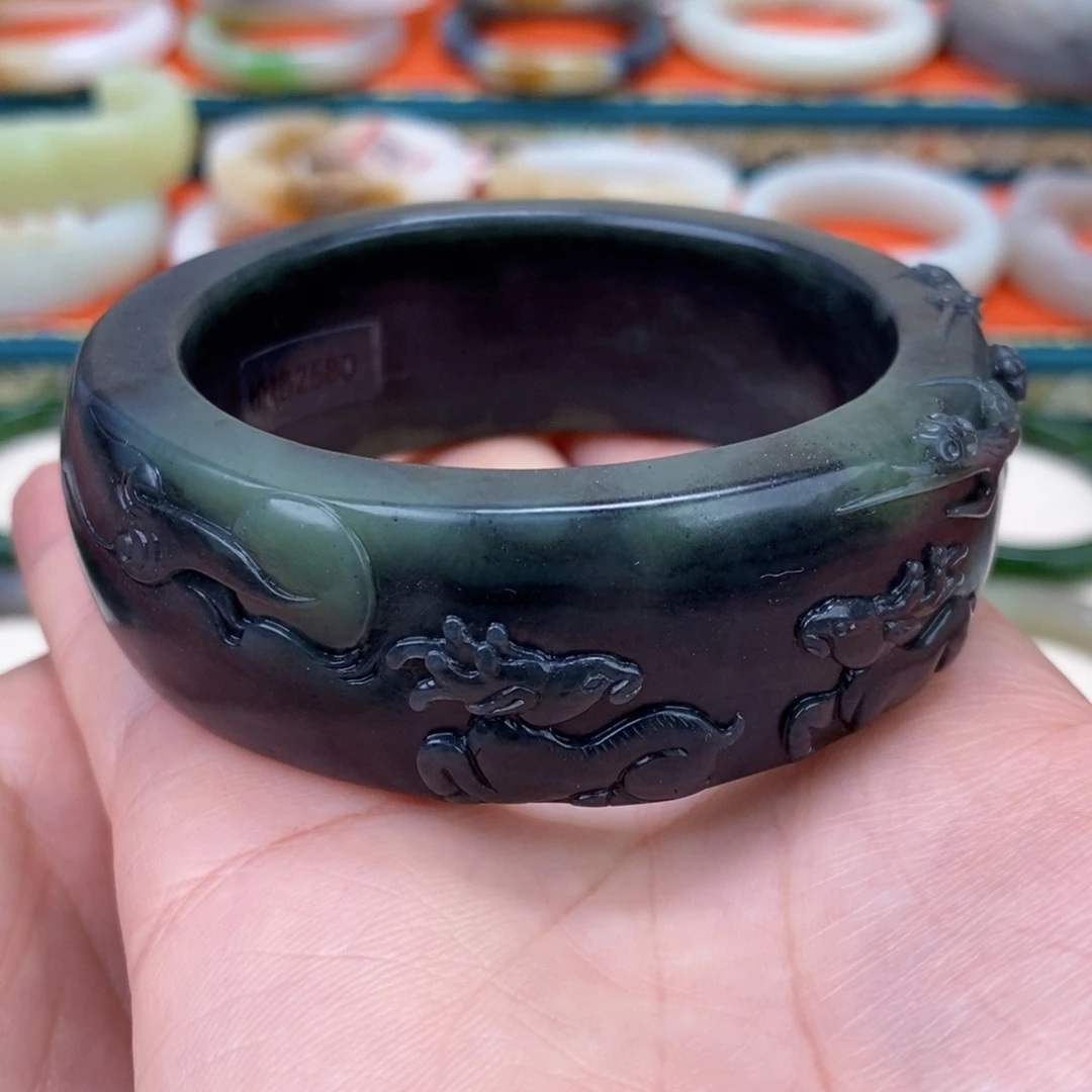 和田玉手镯61未镶嵌