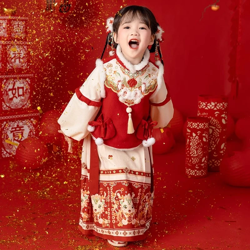 2025蛇年新款汉服女童冬季明制套装拜年服小女孩新年装马面裙