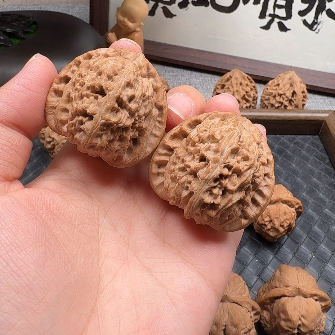 吊坠文玩核桃全品角白43