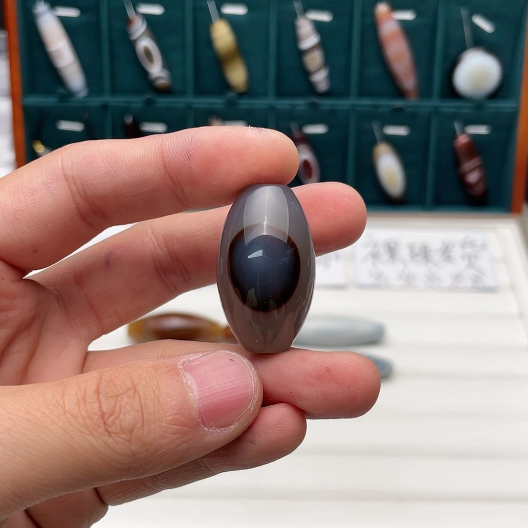 玛瑙/玉髓颈饰未镶嵌与****