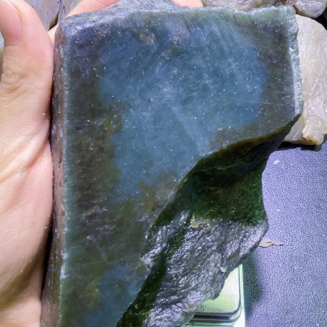 未镶嵌和田玉珠宝半成品