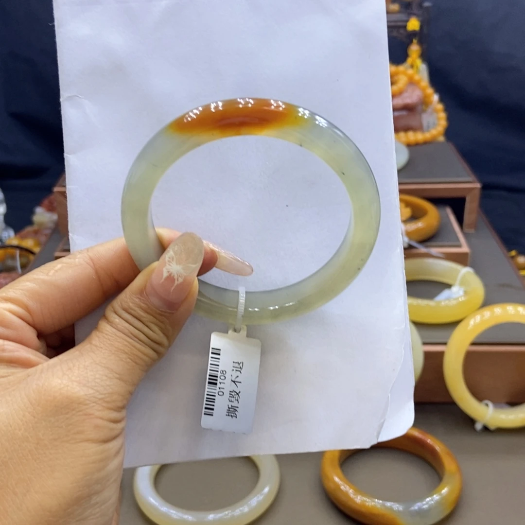 石英质玉（黄龙玉）未镶嵌手镯阳阳