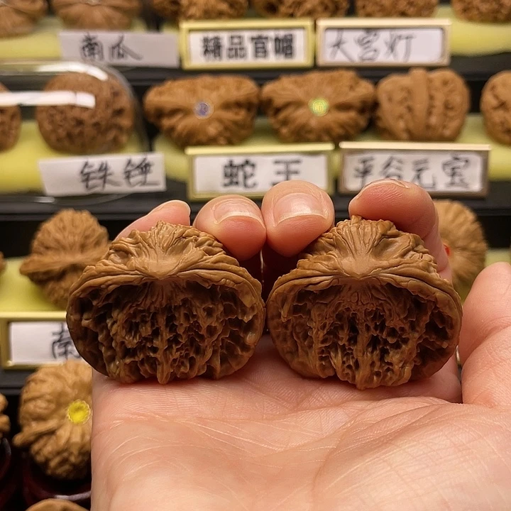 【闪购商品】吊坠文玩核桃蛇头聚宝盆40