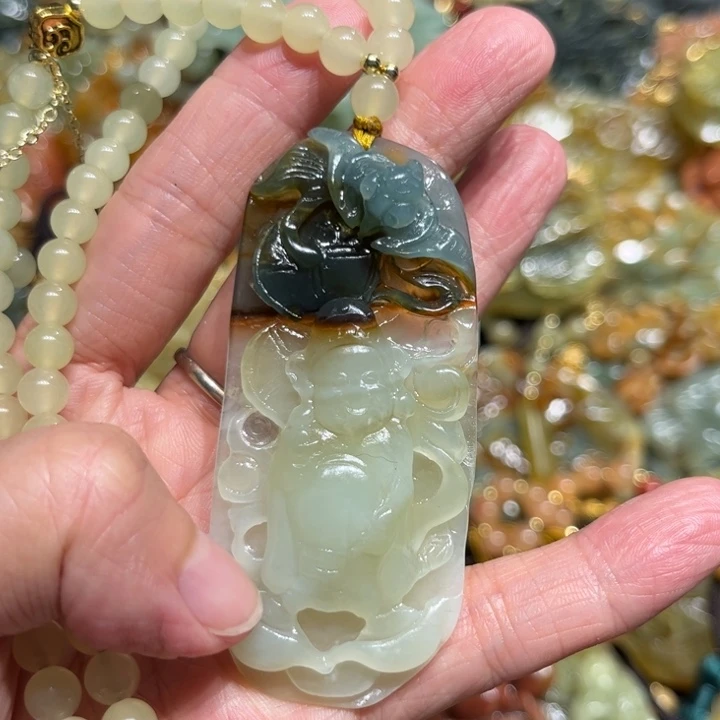 岫玉未镶嵌毛衣链