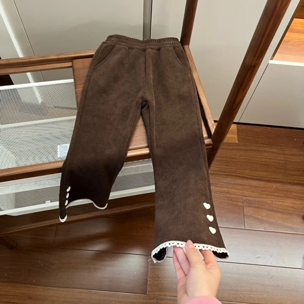 【编号R898】Q2211-13-儿童 三颗爱心喇叭裤B咖色-YBE