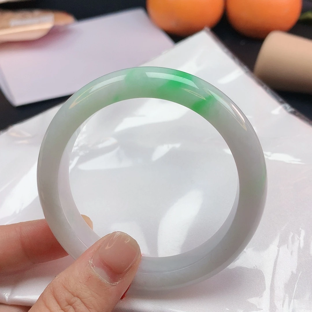 翡翠手镯未镶嵌55圈2446