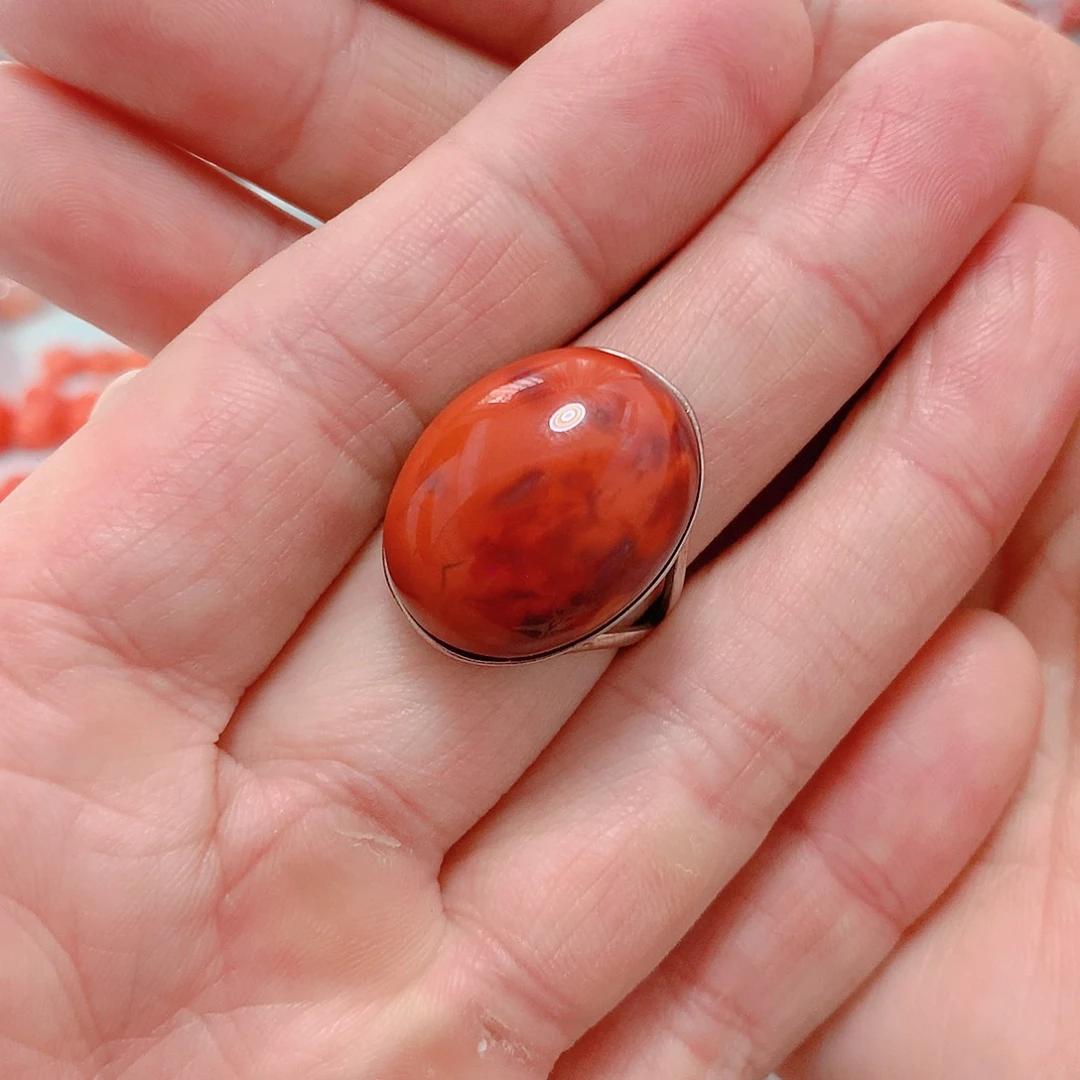 南红玛瑙戒指银S925镶嵌挽****?