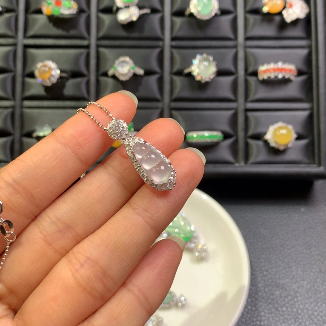 翡翠银S925镶嵌颈饰