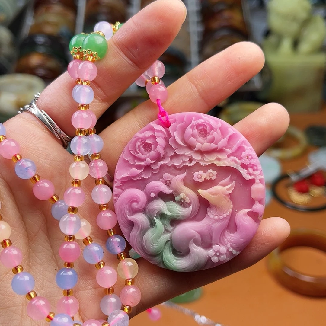 蛇纹石玉颈饰未镶嵌