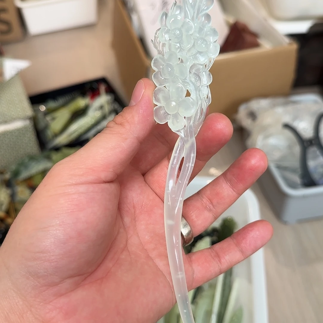 蛇纹石玉未镶嵌发饰