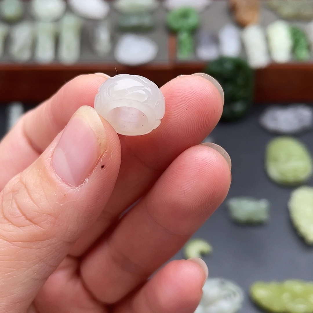 和田玉未镶嵌颈饰冰跑环配饰