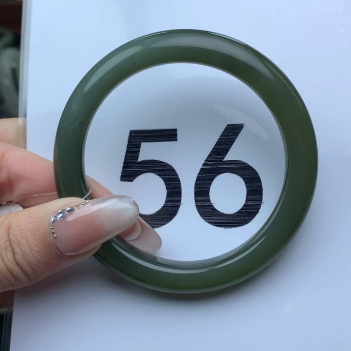 未镶嵌手镯和田玉10