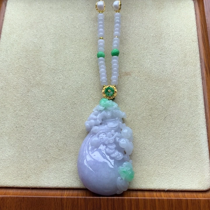 颈饰未镶嵌翡翠翡翠钱袋子