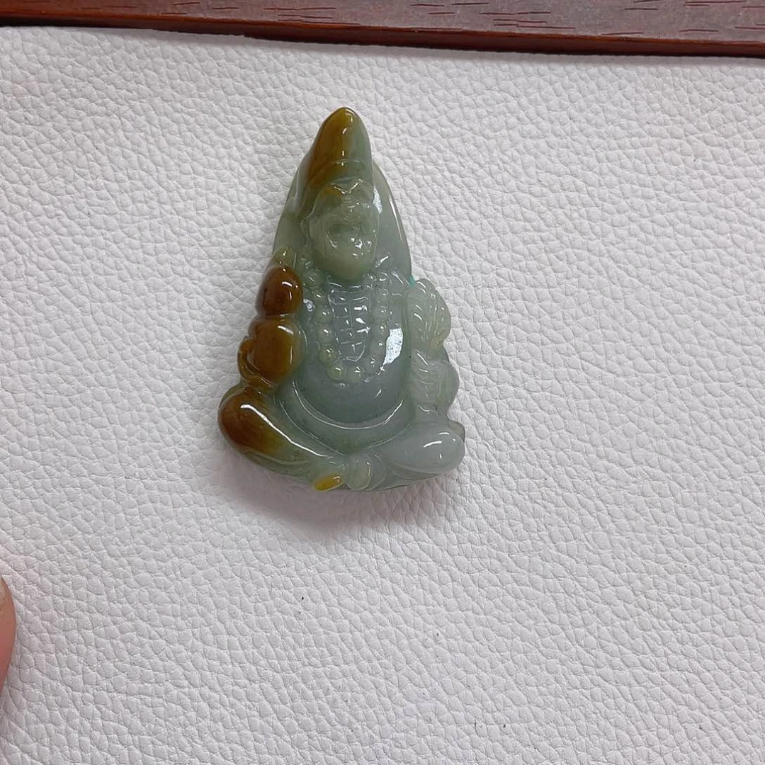 翡翠未镶嵌颈饰活佛吊坠