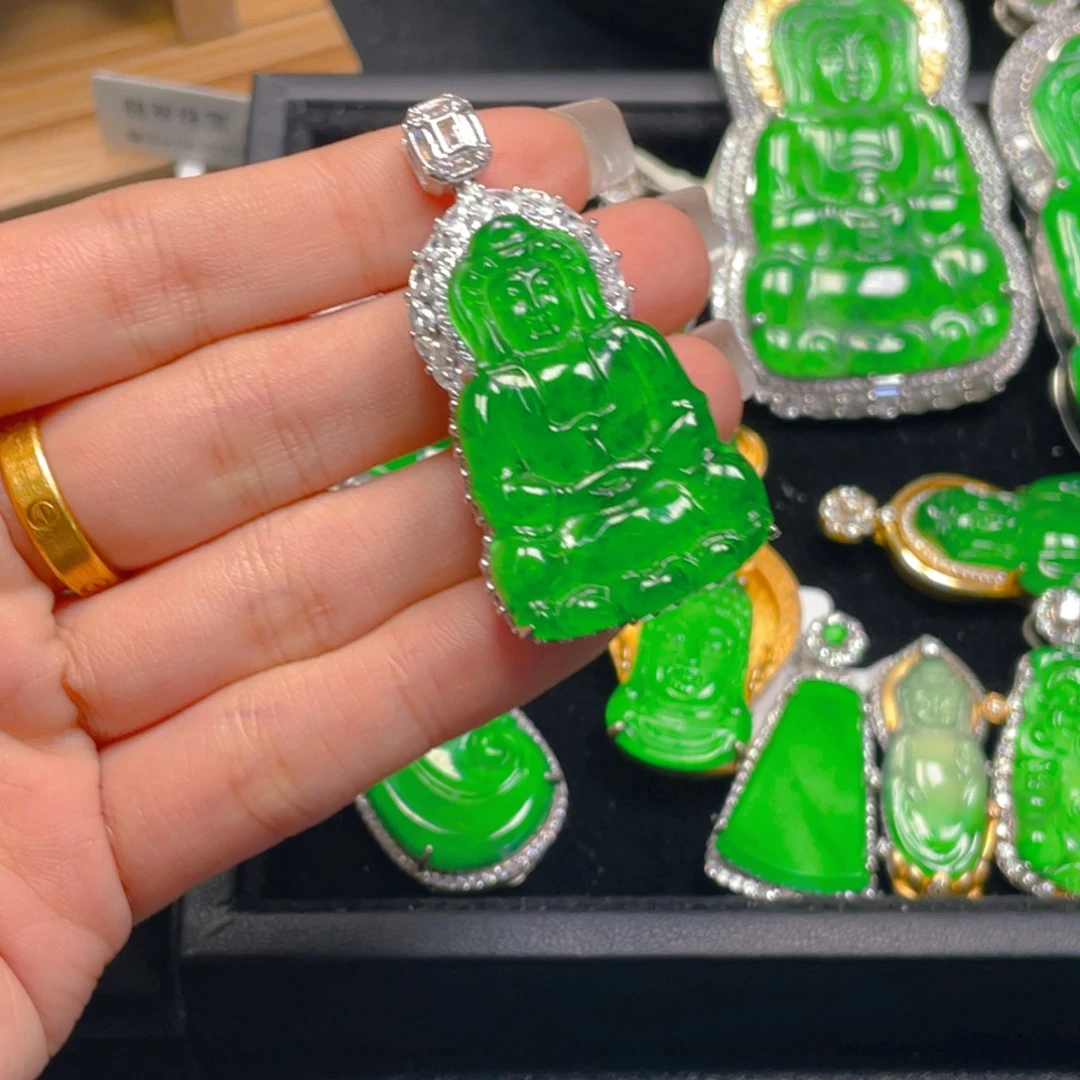 翡翠未镶嵌吊坠(不含链)