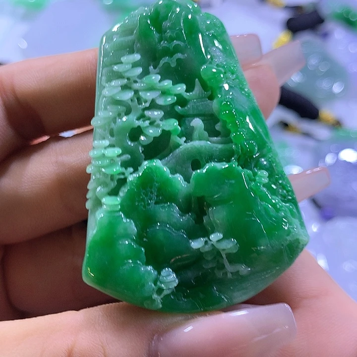 翡翠未镶嵌颈饰天然翡翠A货吊坠