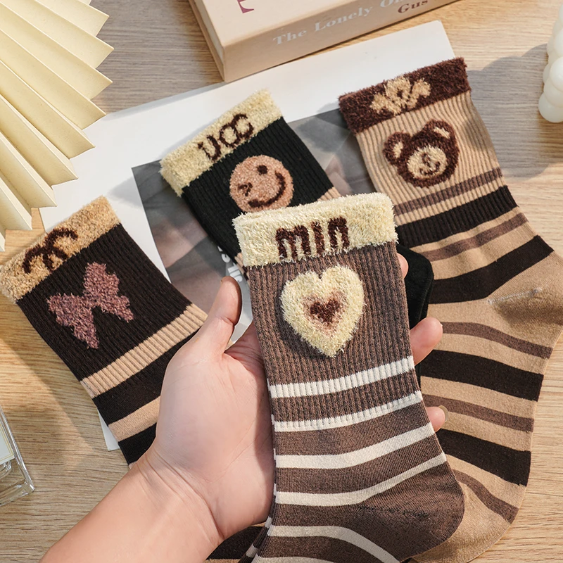袜子女长筒秋冬款纯棉加厚网红同款爆款森系高颜值日系卡通饰品袜