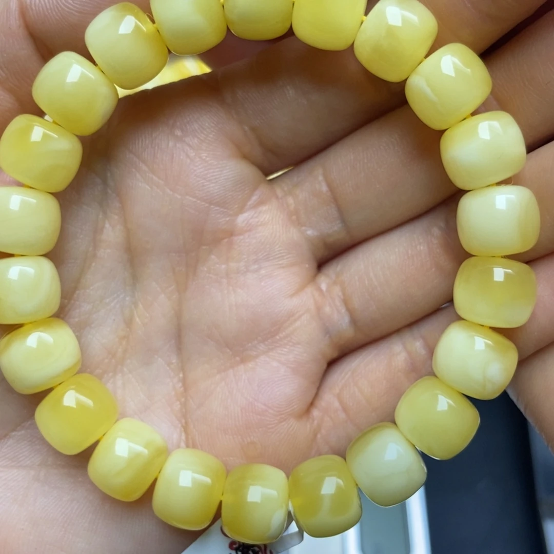 蜜蜡未镶嵌珠宝奇石139