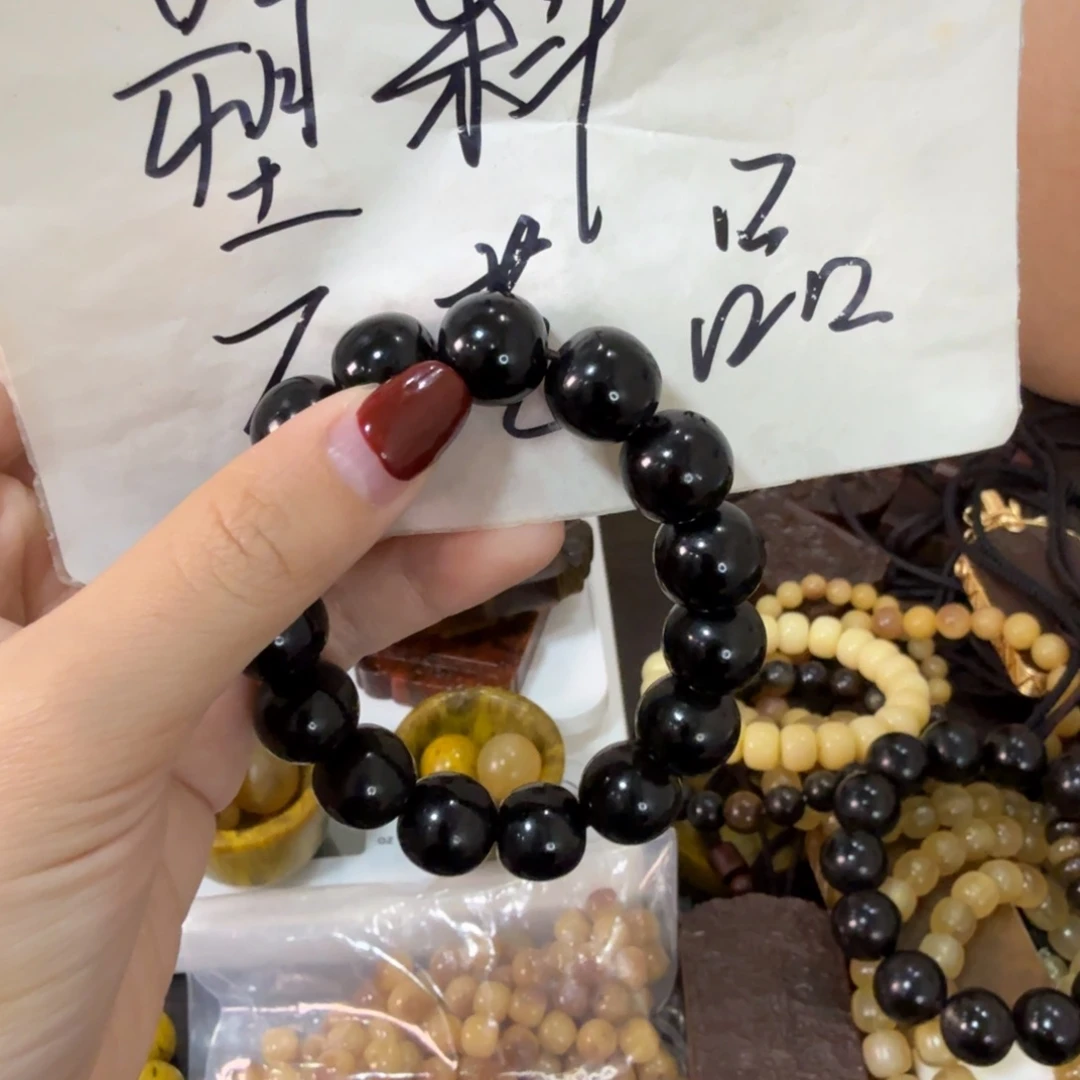 塑料创意饰品工艺品
