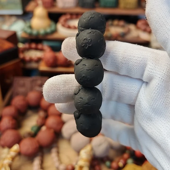 五方黑色养肾猫咪款手串一条