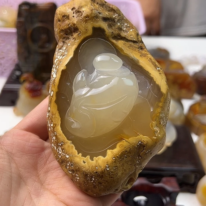 玛瑙/玉髓颈饰未镶嵌