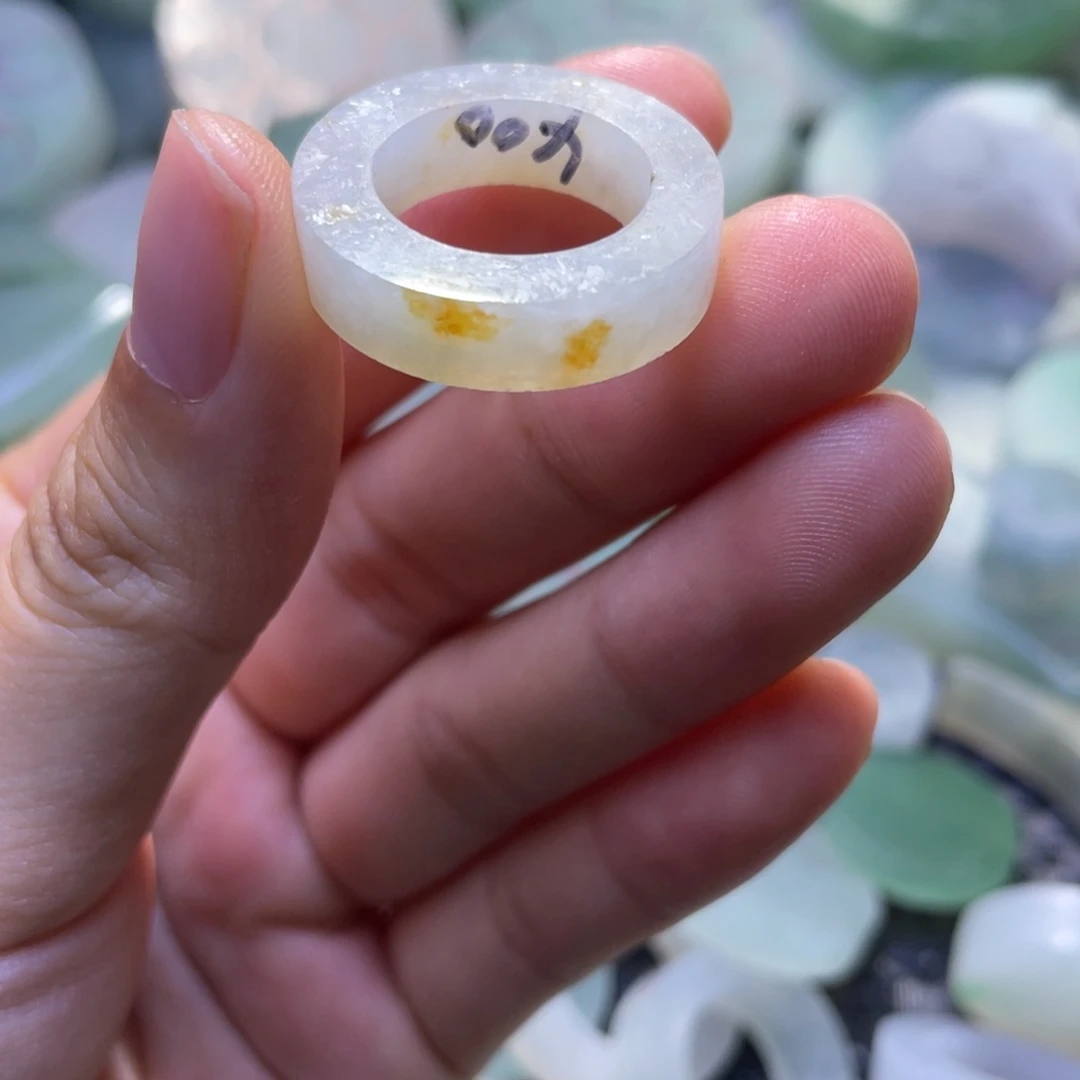 定制翡翠未镶嵌桂花糕戒指