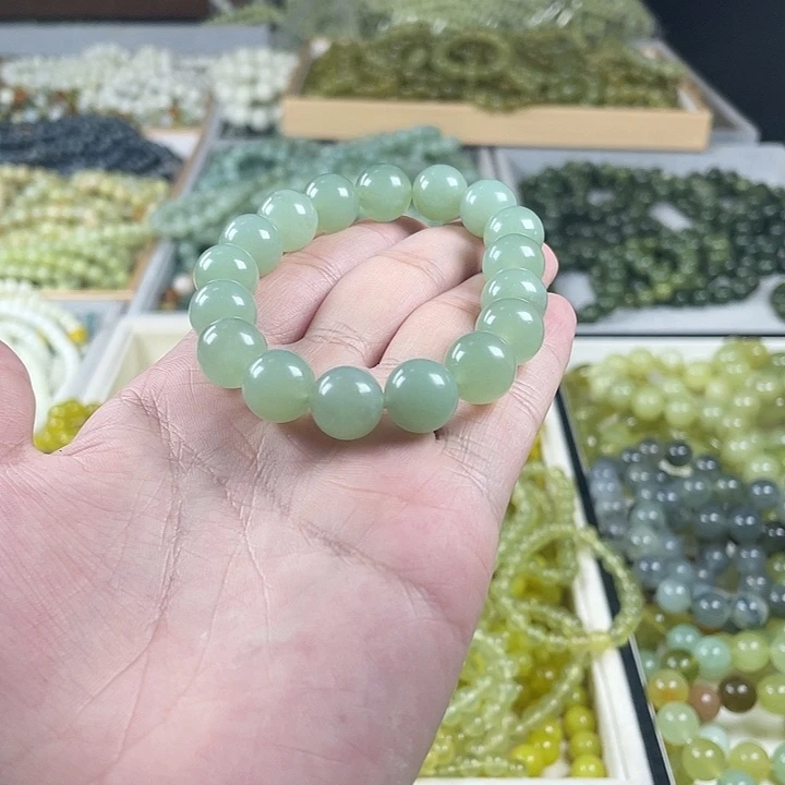 蛇纹石玉未镶嵌手链