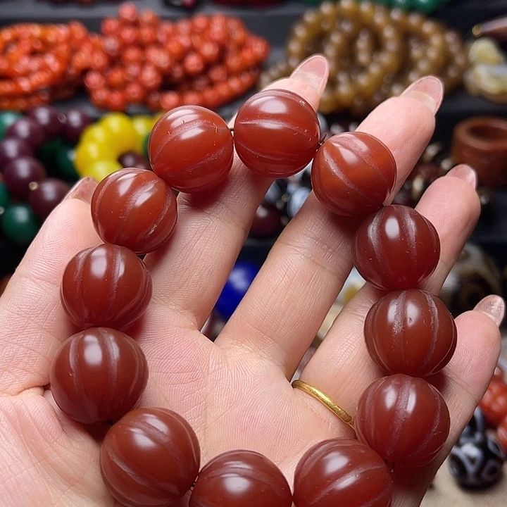 玛瑙/玉髓手串未镶嵌